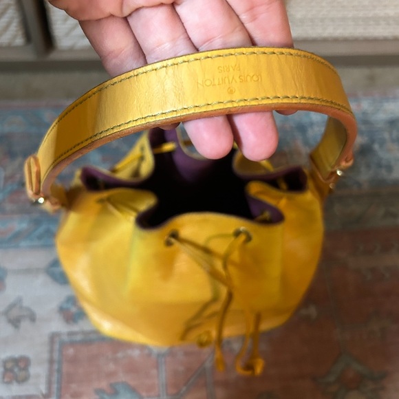 LOUIS VUITTON Noe GM Vintage Drawstring Bucket Bag Yellow Epi Leather - Picture 9 of 16